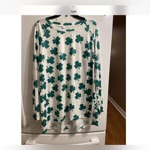 Women’s Irish Top St Patrick’s Day 3XL new Shamrocks